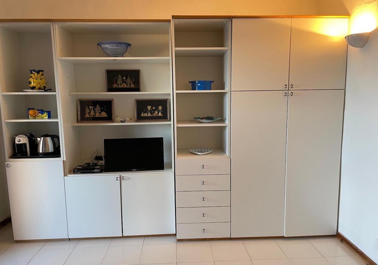 San Teodoro Punta Est Delizioso Monolocale Vista Mare Appartement Buitenkant foto